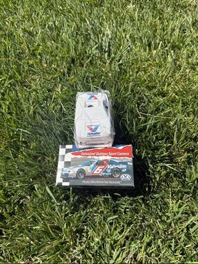 Vintage 90’s Valvoline Model F-912 Car Camera Mark Martin #6 NASCAR 35mm (NEW)